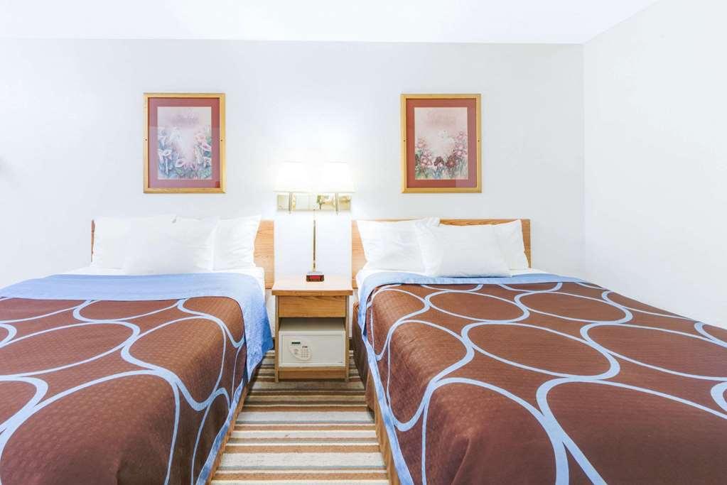 Super 8 By Wyndham Burlington Hotel Cameră foto